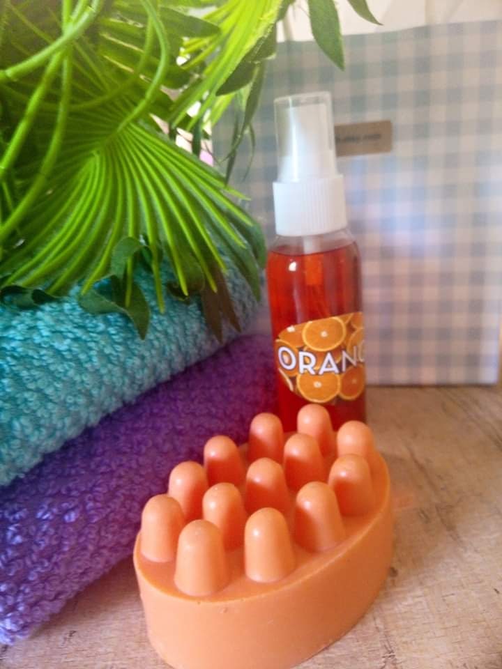 Orange Bath Set on Luulla