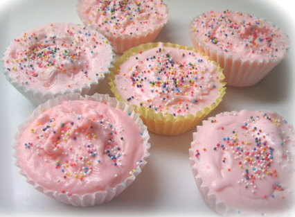 Cupcake Soaps. Wholesale Lot Of 50- Wholesale- Wholesale Soap- Handmade Soap- Cupcakes