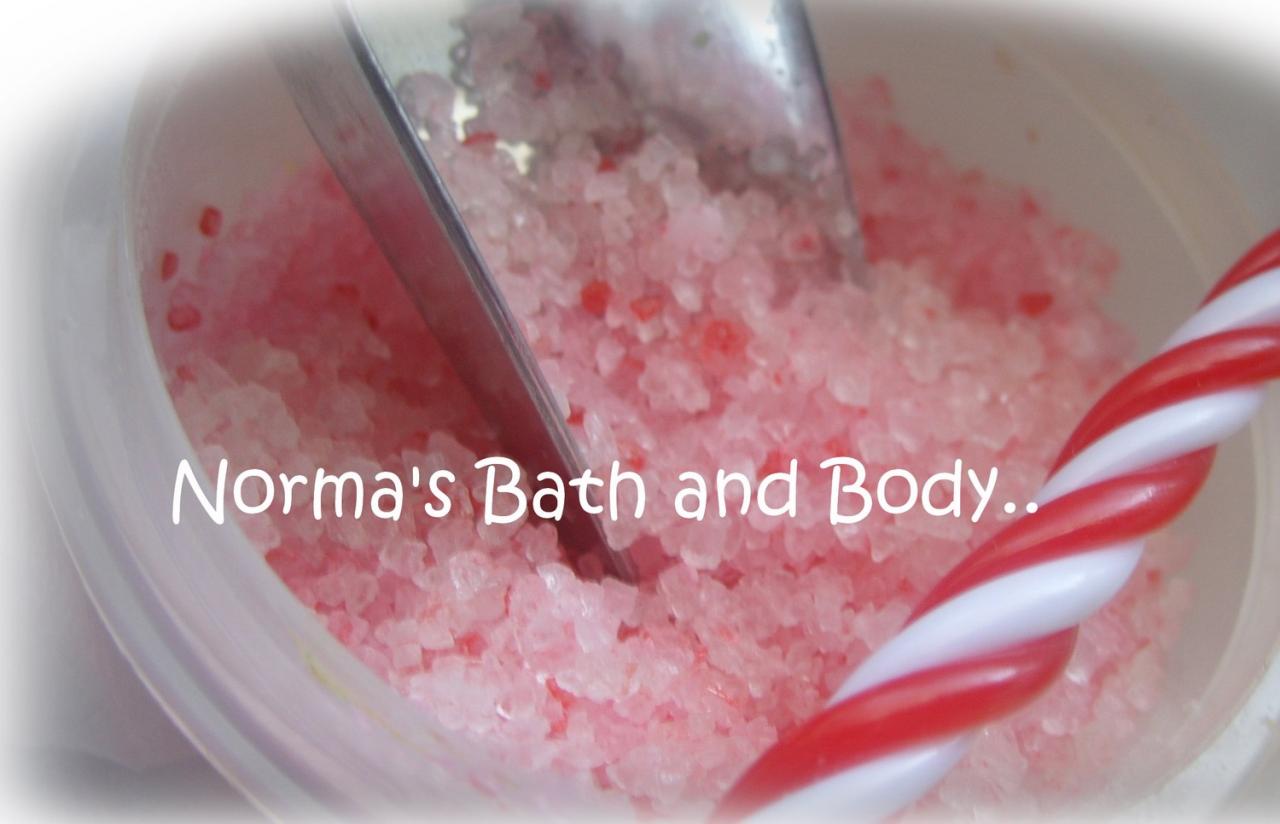 Peppermint Bath Salt- Peppermint- Bath and Body- Beauty- Gifts- Red- Peppermint